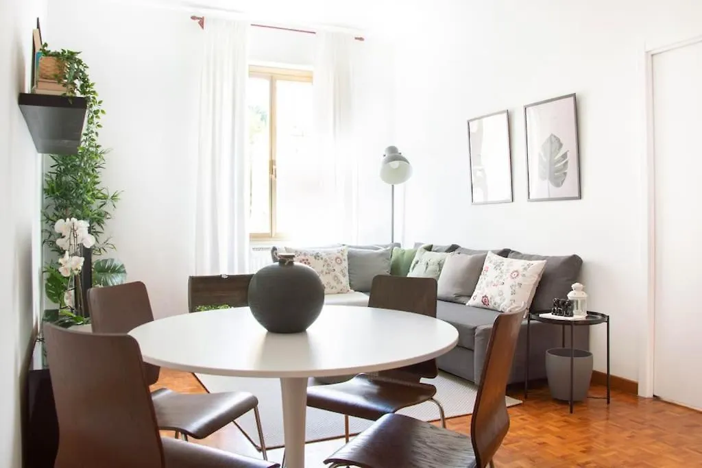 Elegante Appartamento Villa Blanc - Nomentano Рим